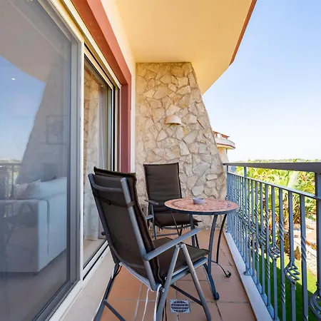 Paradise On The Golf Appartement Estômbar