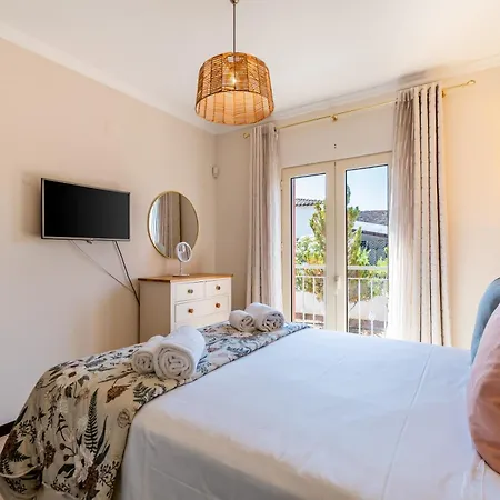 Appartamento Paradise On The Golf Estômbar