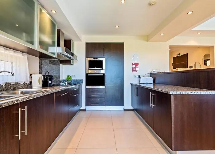 Paradise On The Golf Apartman Estômbar