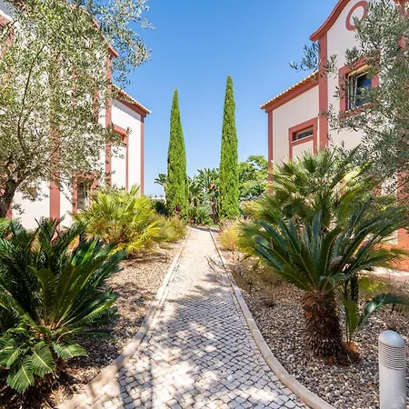 Lejlighed Paradise On The Golf Estômbar